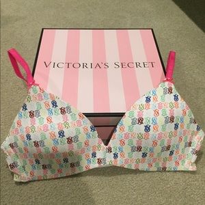 Victoria's Secret Lined No Wire Bra